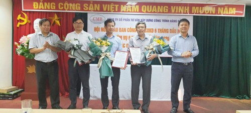 Disclosure decisions on employees of the board of directors.