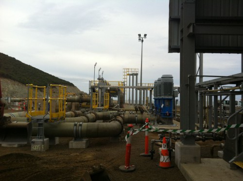 Marine construction consultancy joint stock company organizing the right to assist the community of central people with storm and flood